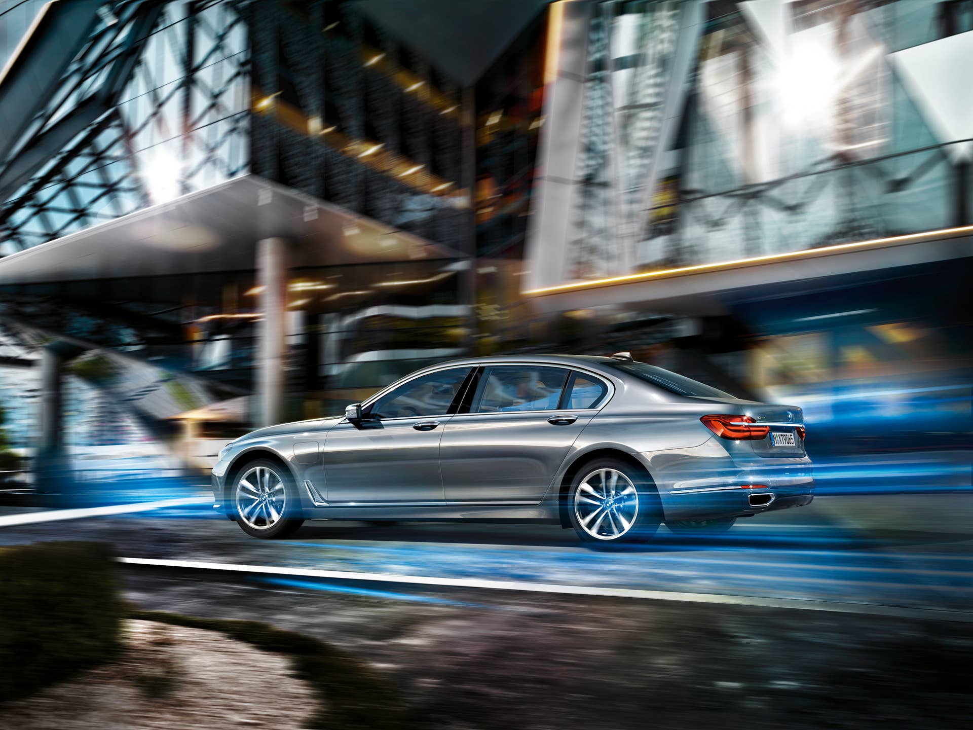 plugin bmw 7 series 2016 electric