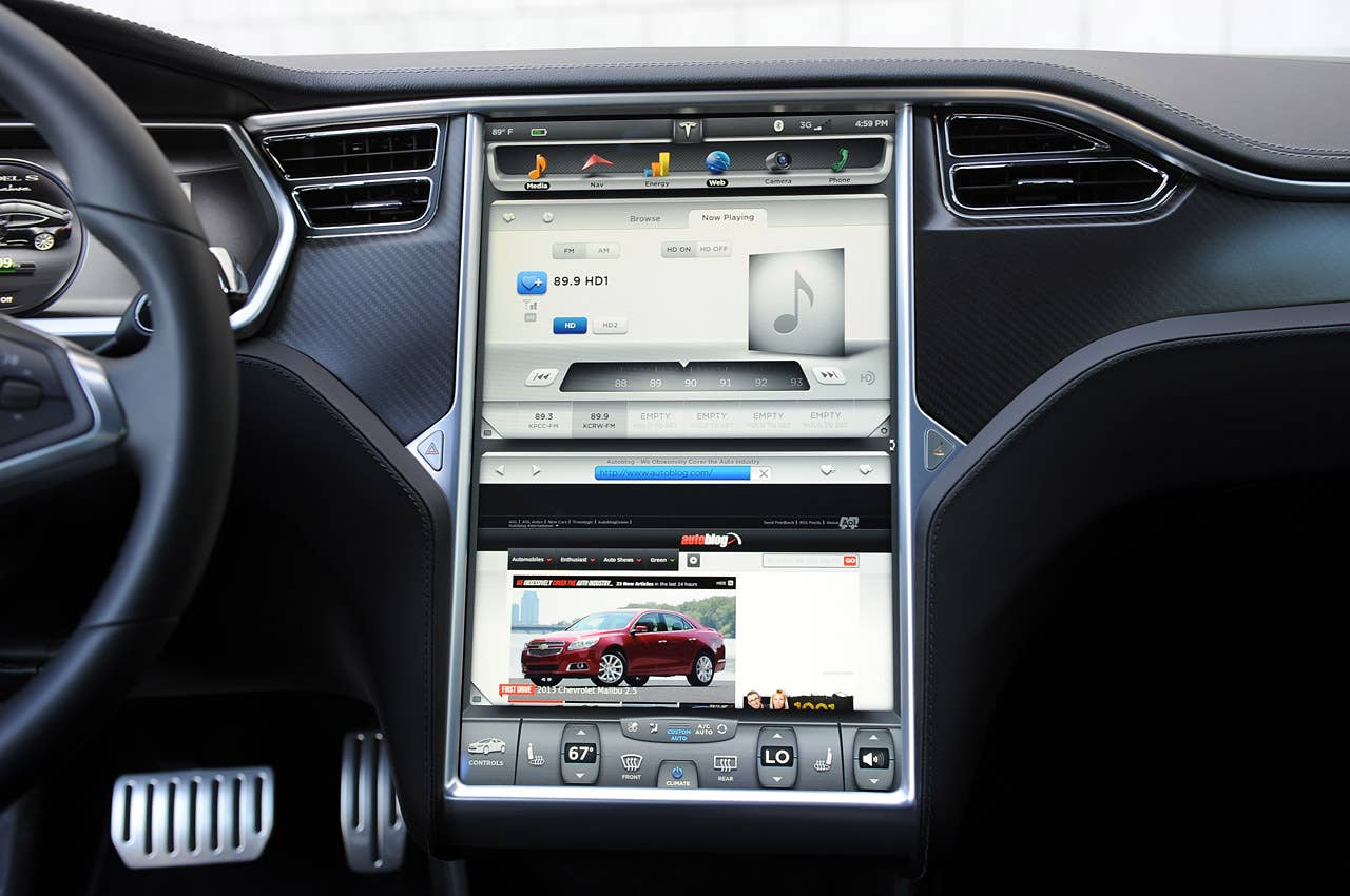 2012 Tesla Model S touch screen