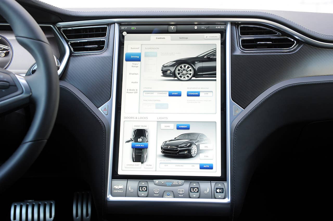 2012 Tesla Model S touch screen