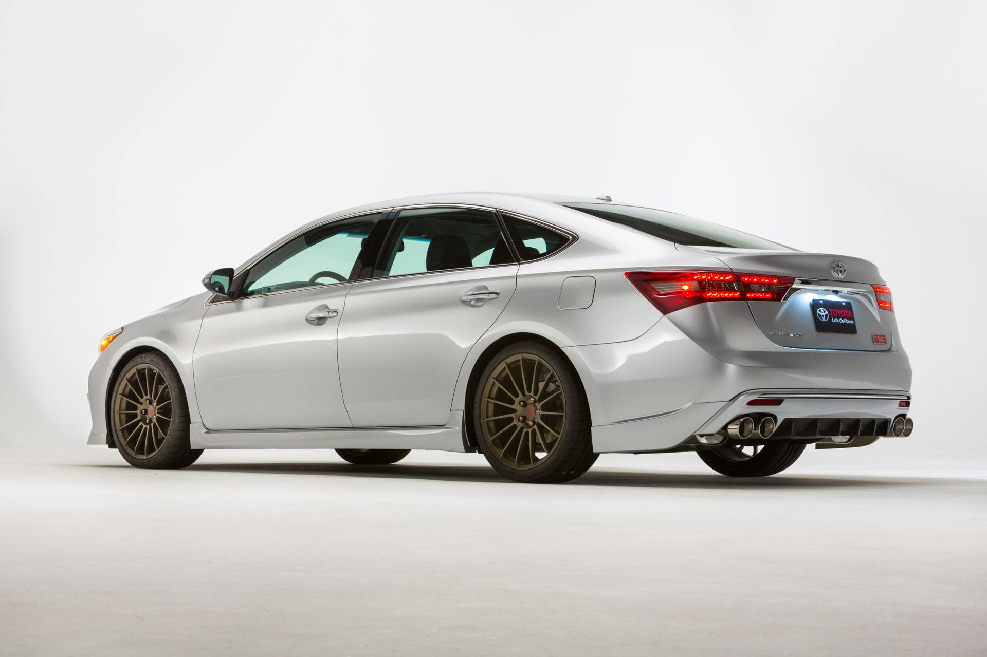 Toyota Avalon TRD SEMA Concept rear 3/4