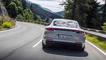 2017 Porsche Panamera Turbo
