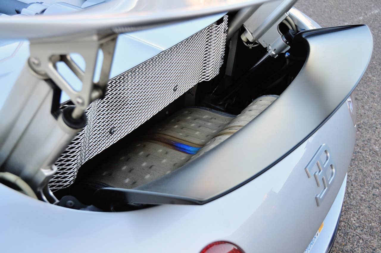 Bugatti Veyron 16.4 Grand Sport rear spoiler