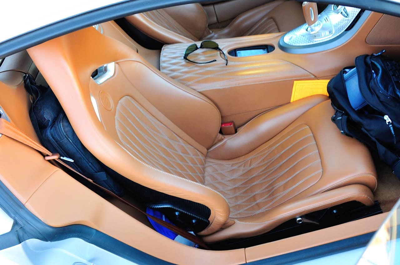 Bugatti Veyron 16.4 Grand Sport seats
