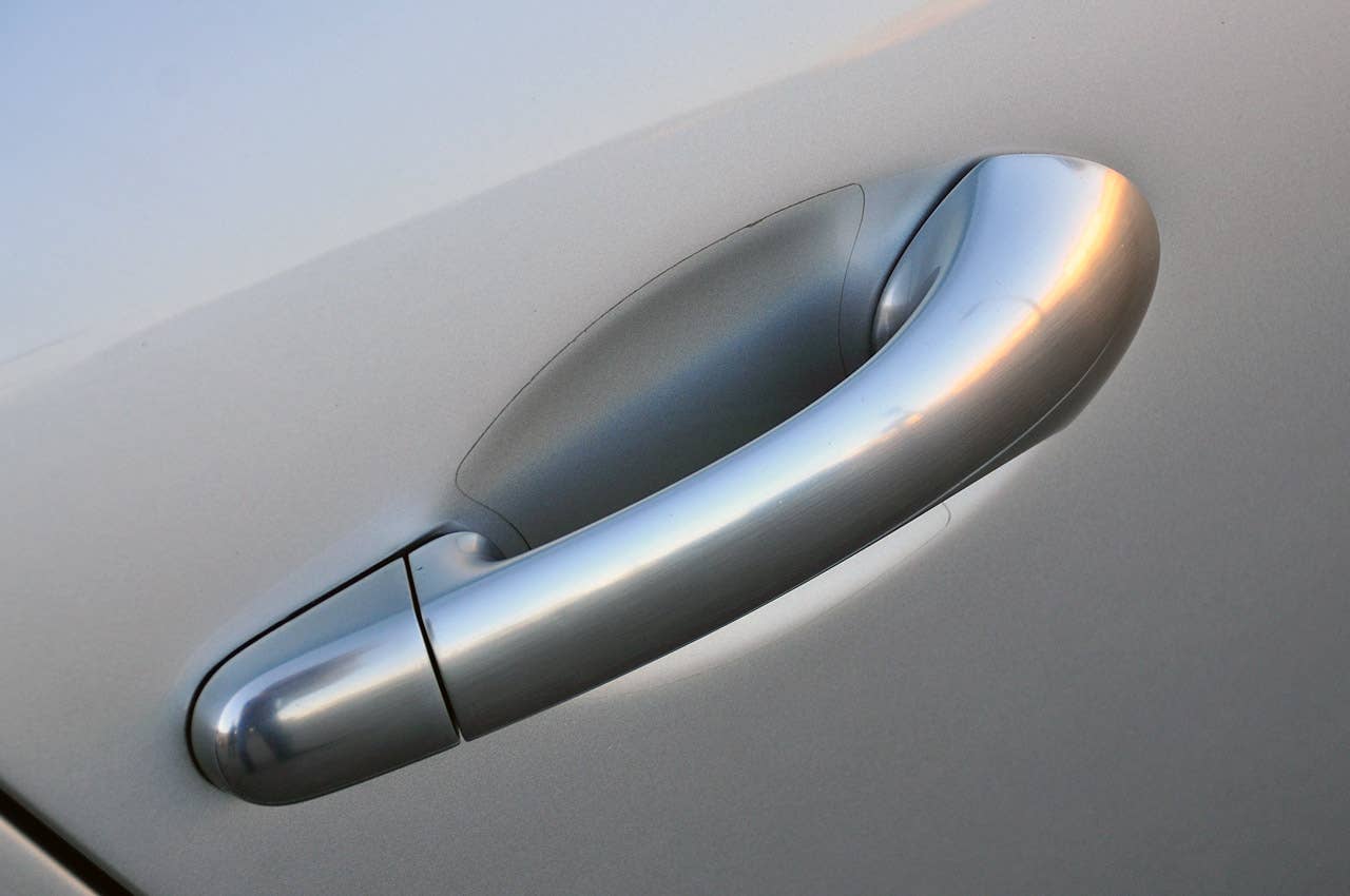 Bugatti Veyron 16.4 Grand Sport door handle