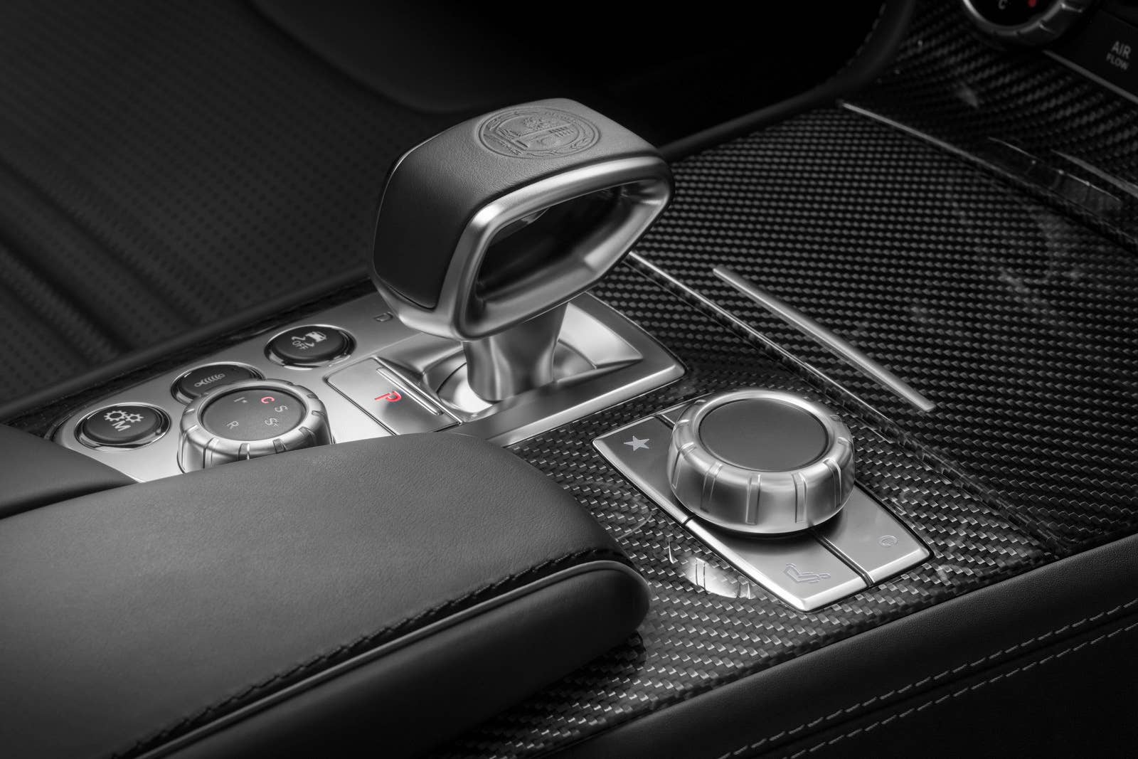 2017 mercedes sl interior gearshift