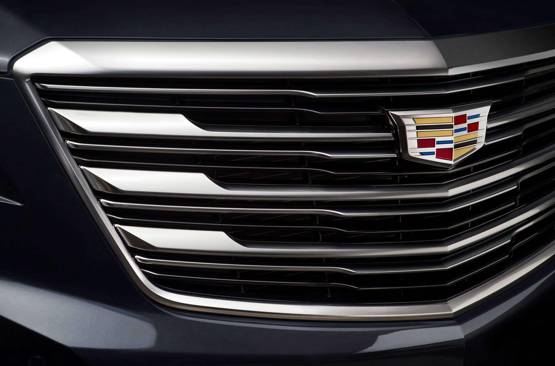 grille cadillac xt5 fascia badge crest
