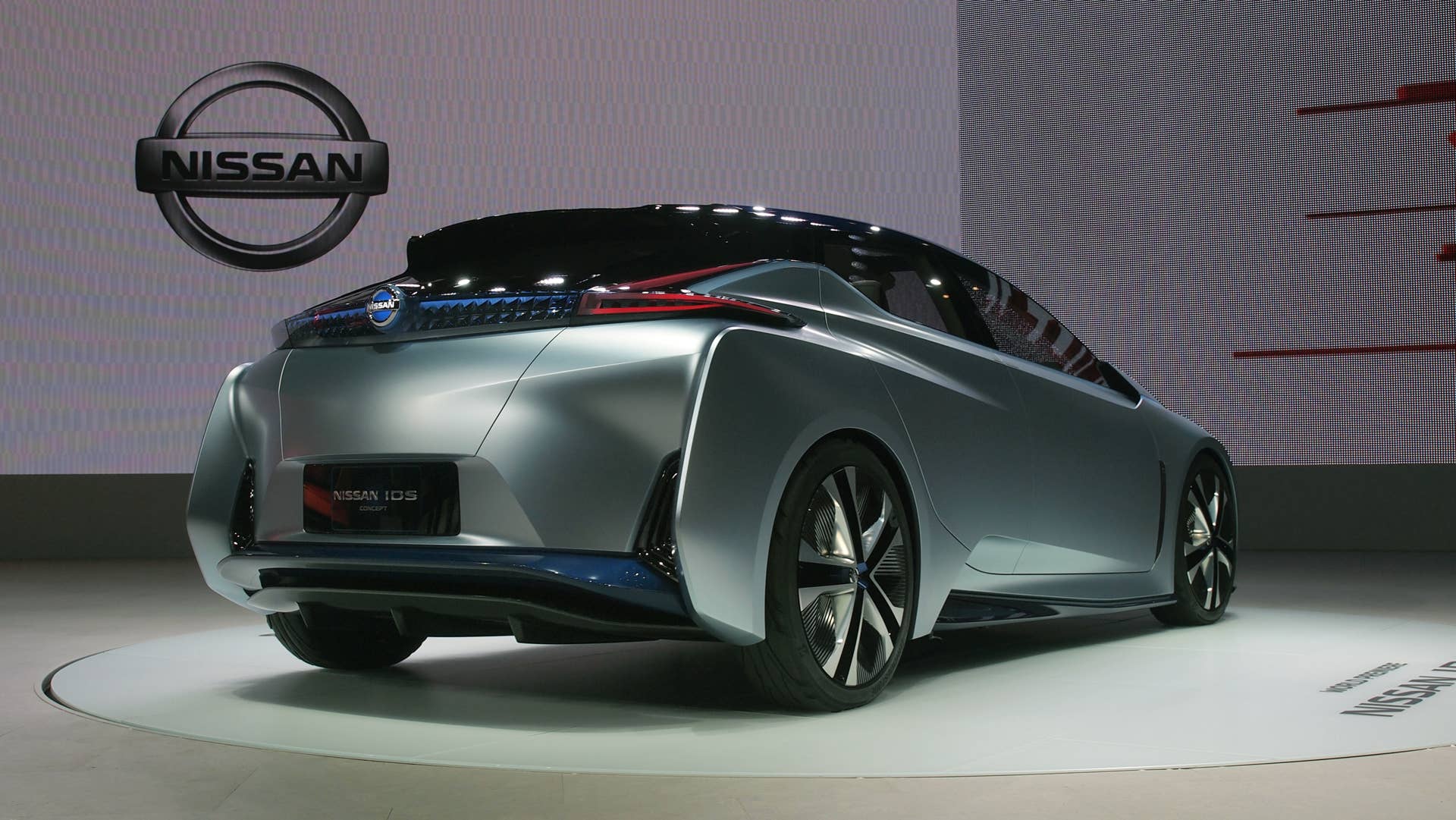 Nissan IDS Concept rear 3/4