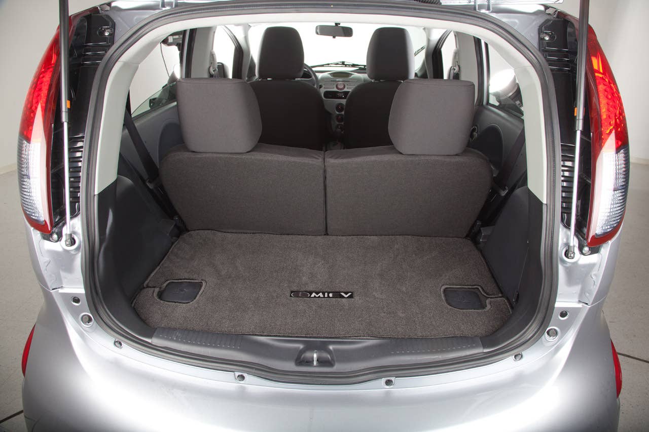 2012 Mitsubishi i