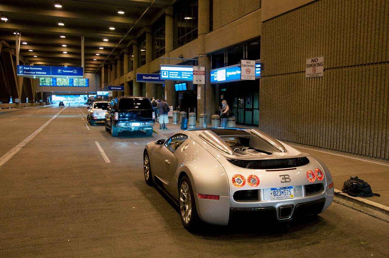 Bugatti Veyron 16.4 Grand Sport rear 3/4 view