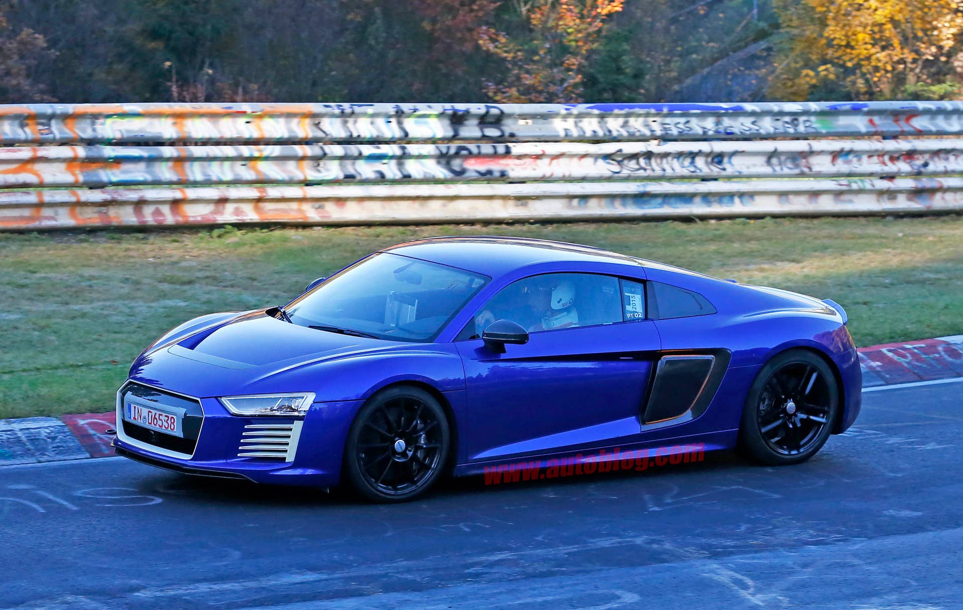 Audi R8 E-Tron prototype side
