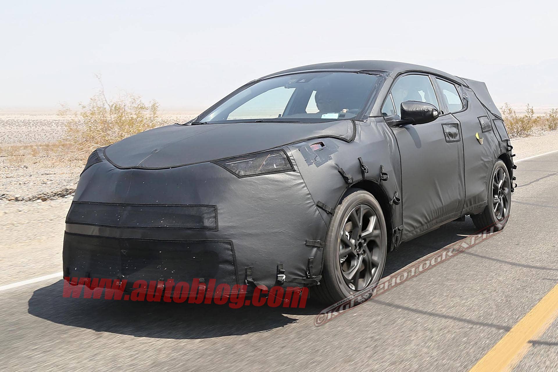 spy photo nissan juke desert toyota scion