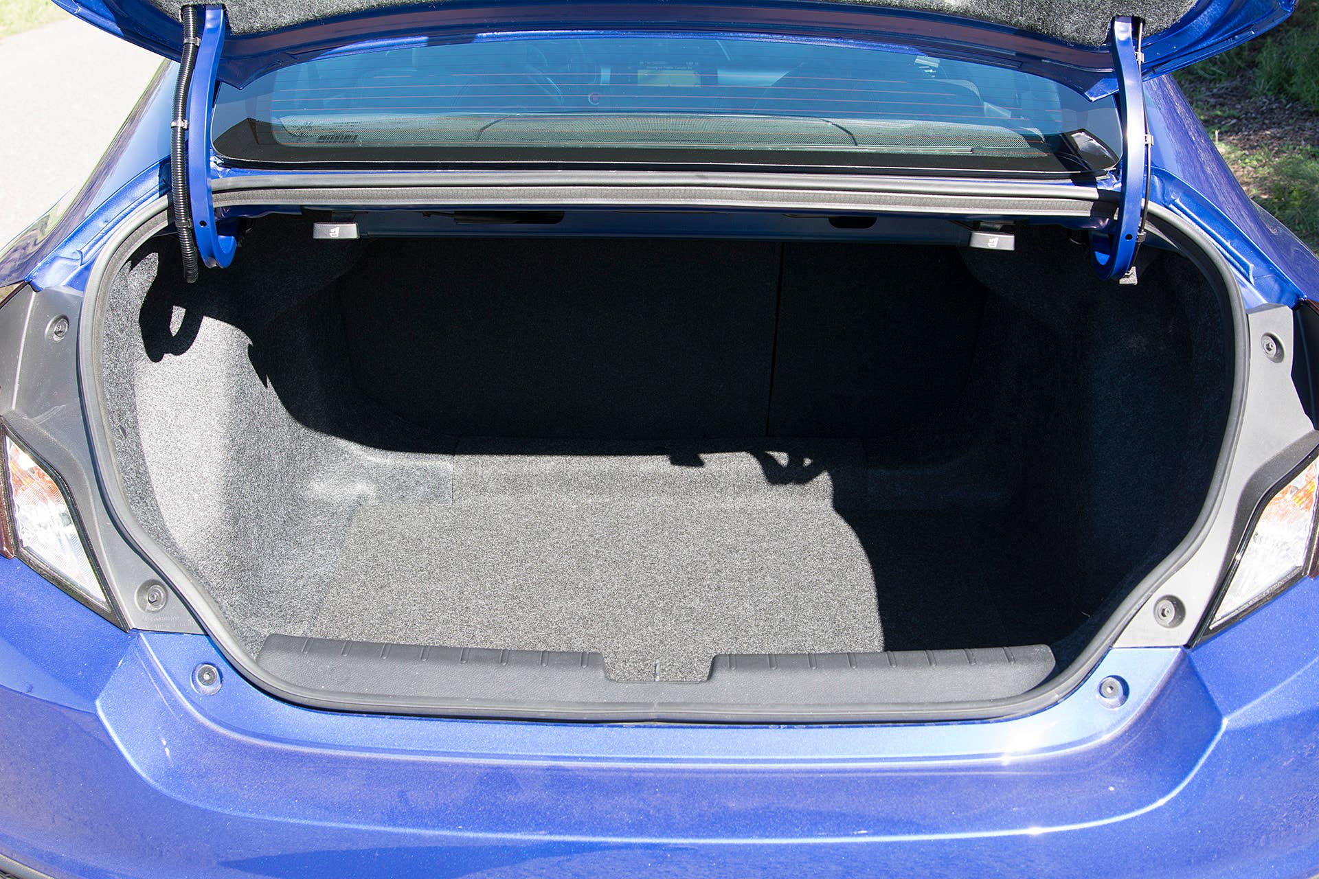 2016 Honda Civic Coupe trunk