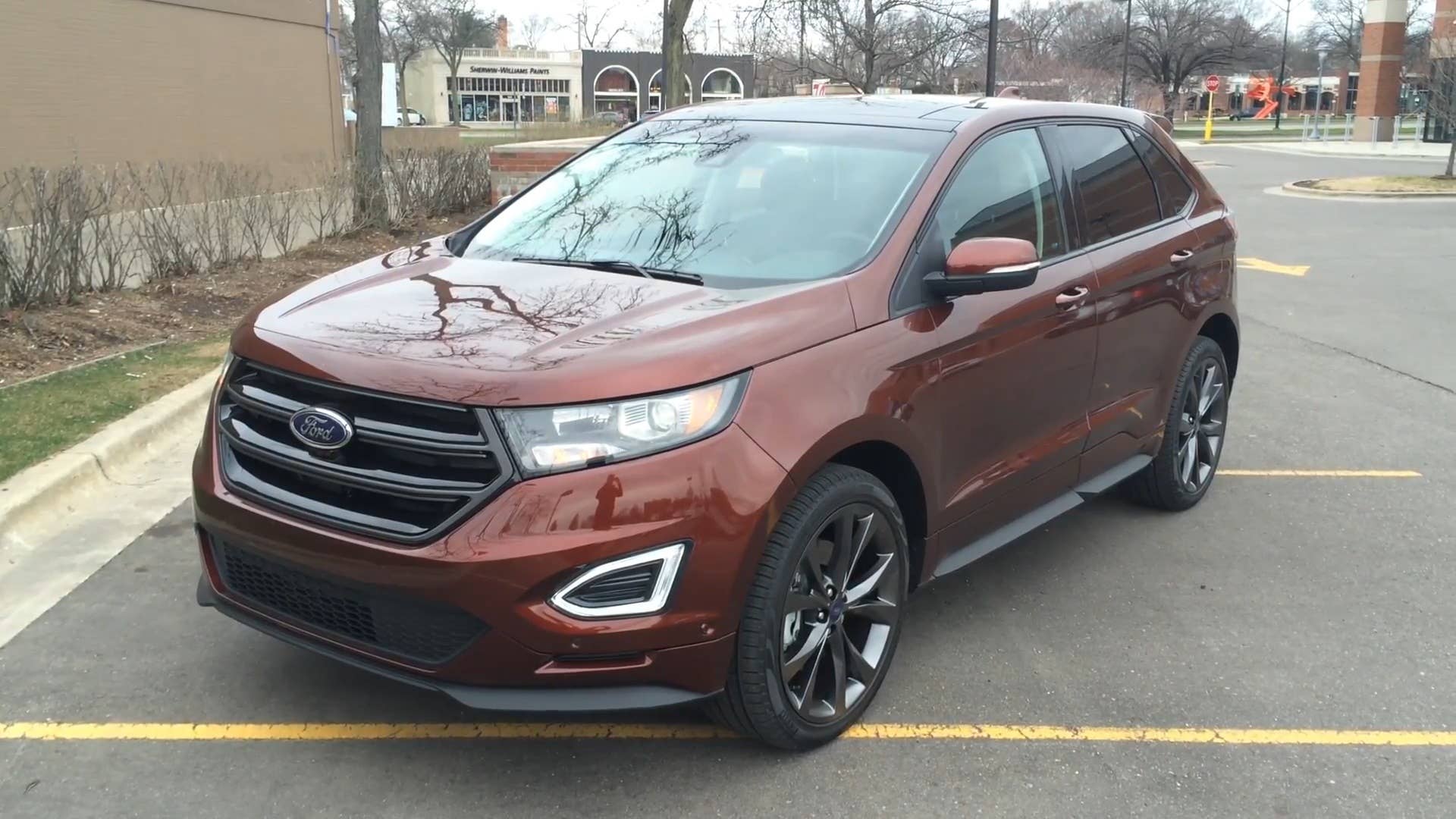 Autoblog Executive Producer Adam Morath takes a spin in the completely redesigned 2015 Ford Edge. He drives the Sport trim with all-wheel-drive and the new 2.7L Ecoboost V6 engine and comes away impressed with the styling and performance upgrades Ford has made to their Edge crossover.