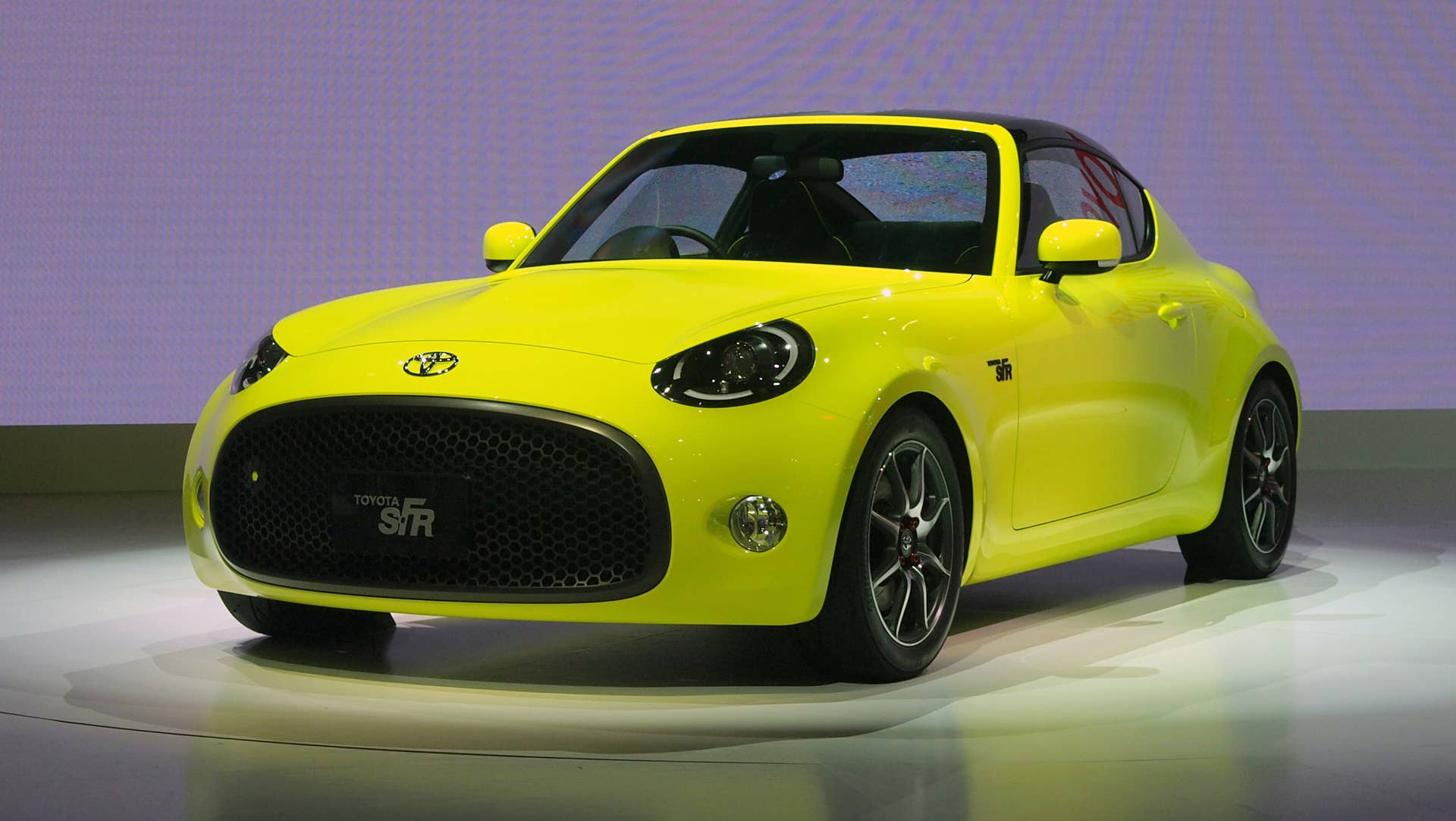 Toyota S-FR Concept front 3/4