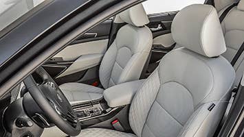2017 Kia Cadenza