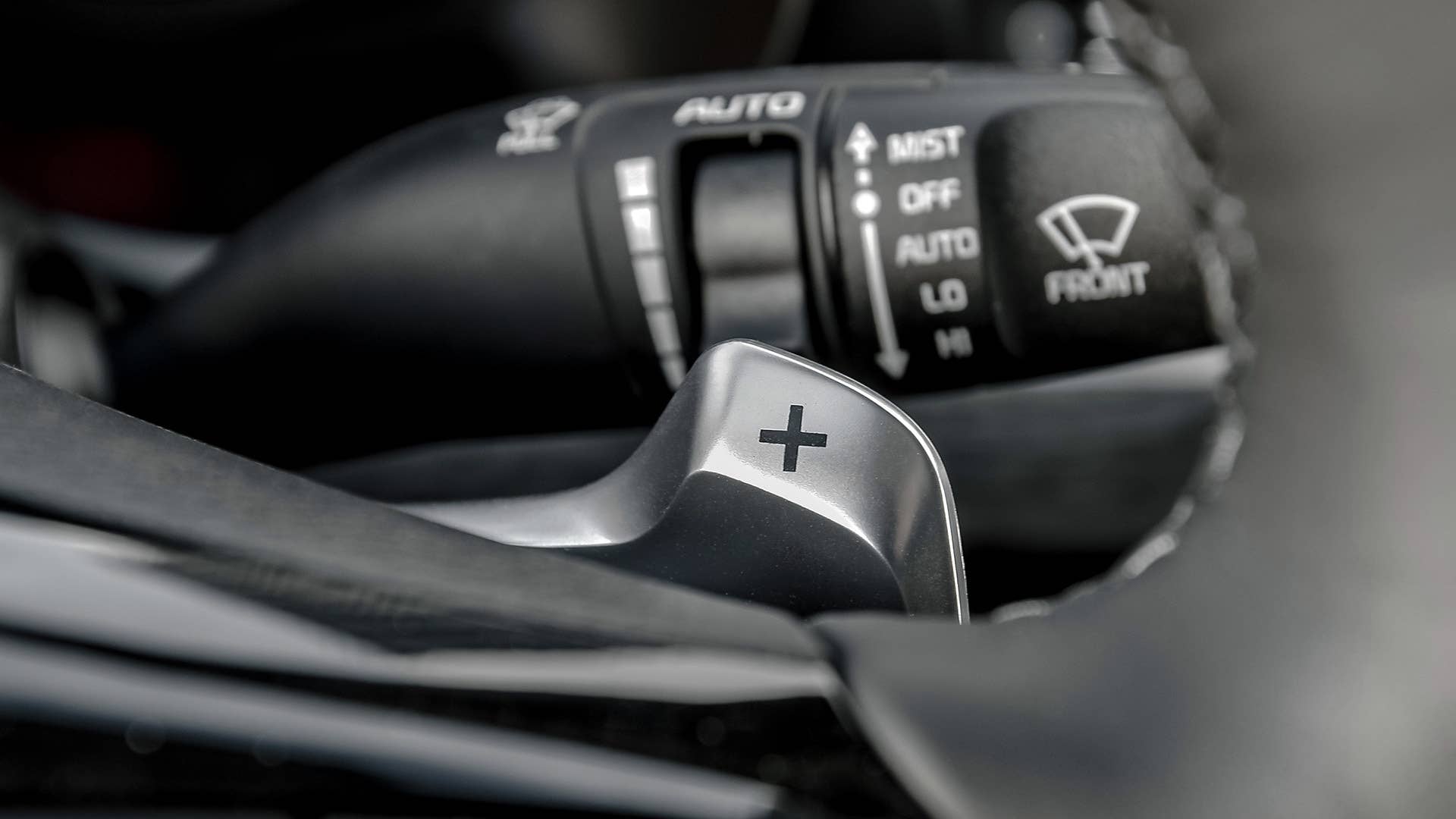 2017 Kia Cadenza paddle shifter