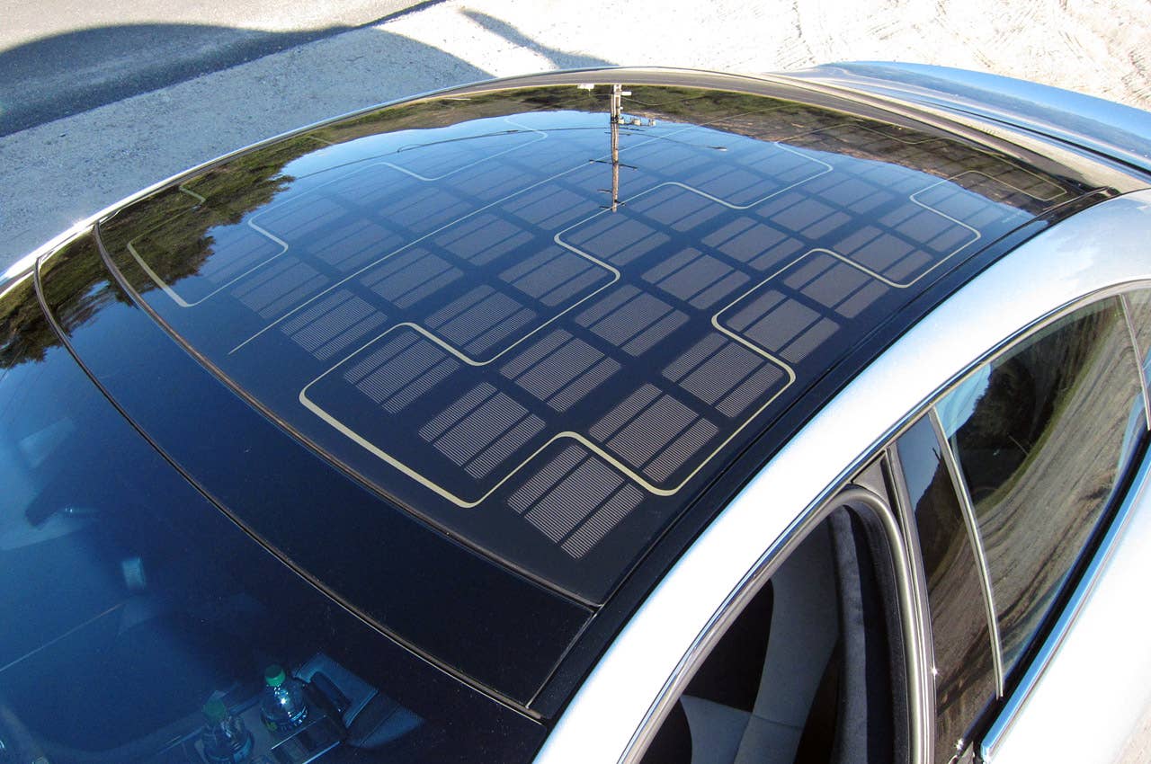 2012 Fisker Karma roof