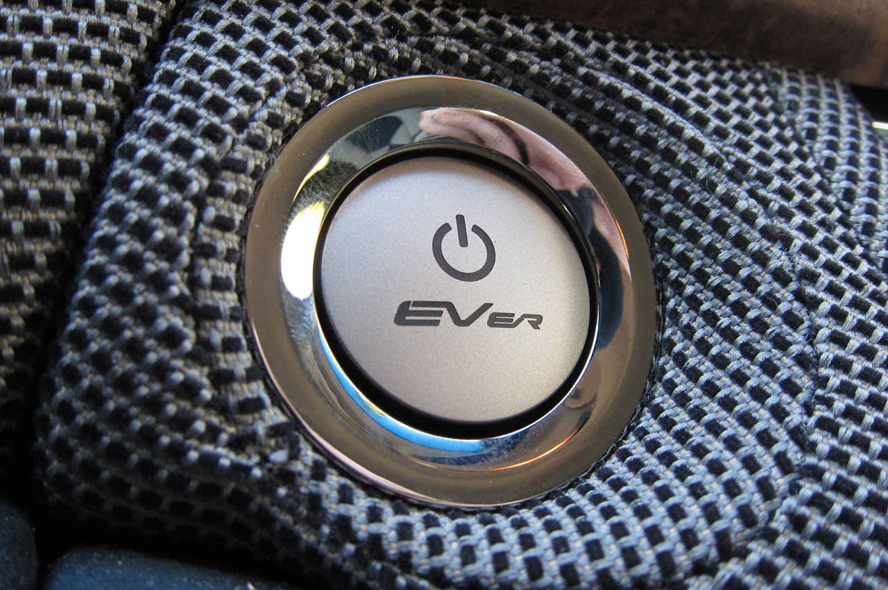 2012 Fisker Karma start button
