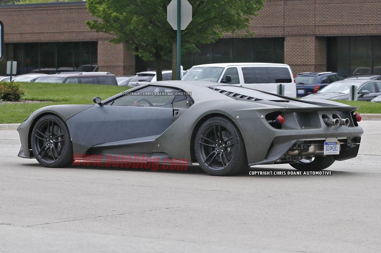 2017 Ford GT rear taillights