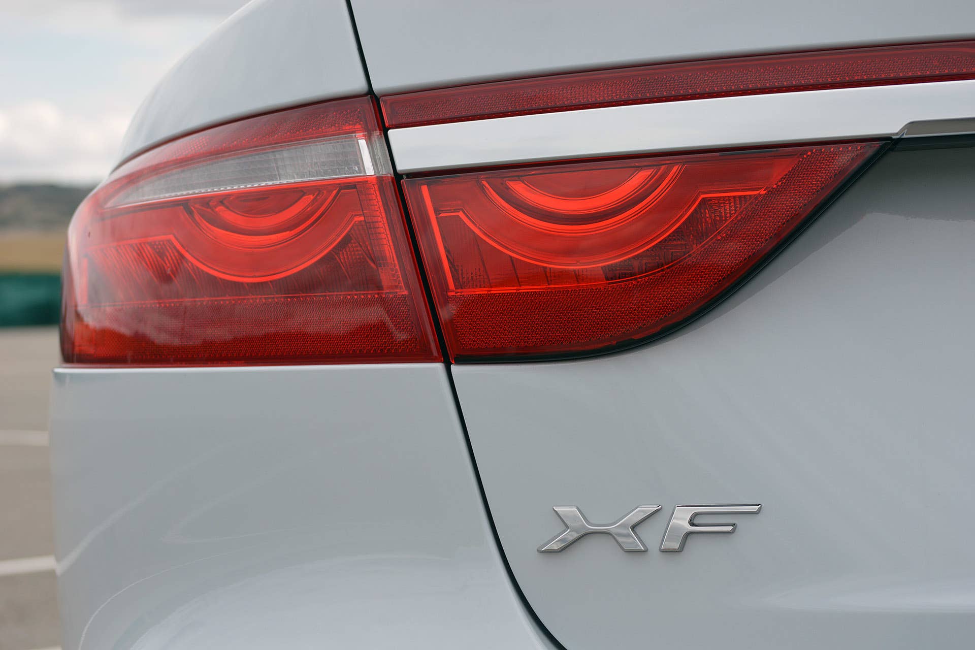 2016 Jaguar XF taillight