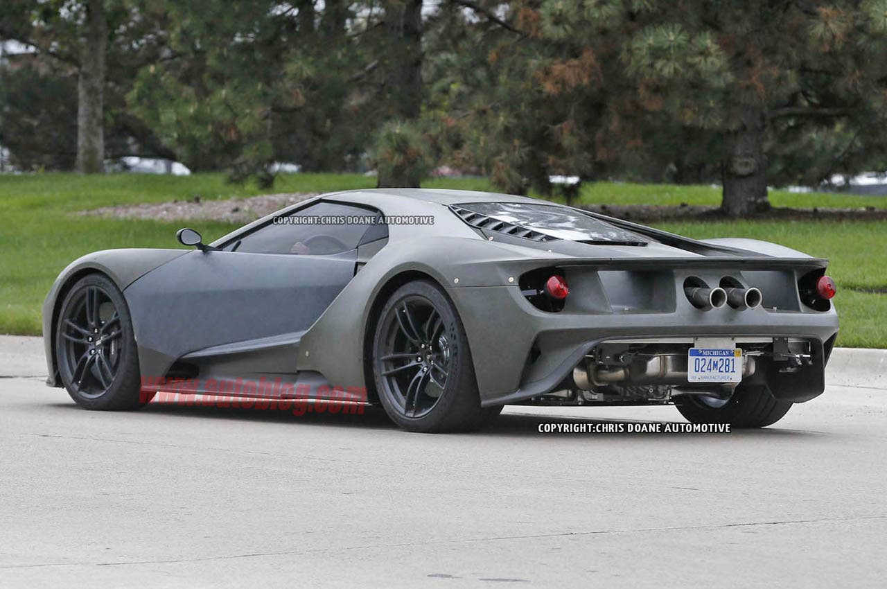 2017 Ford GT rear exhaust