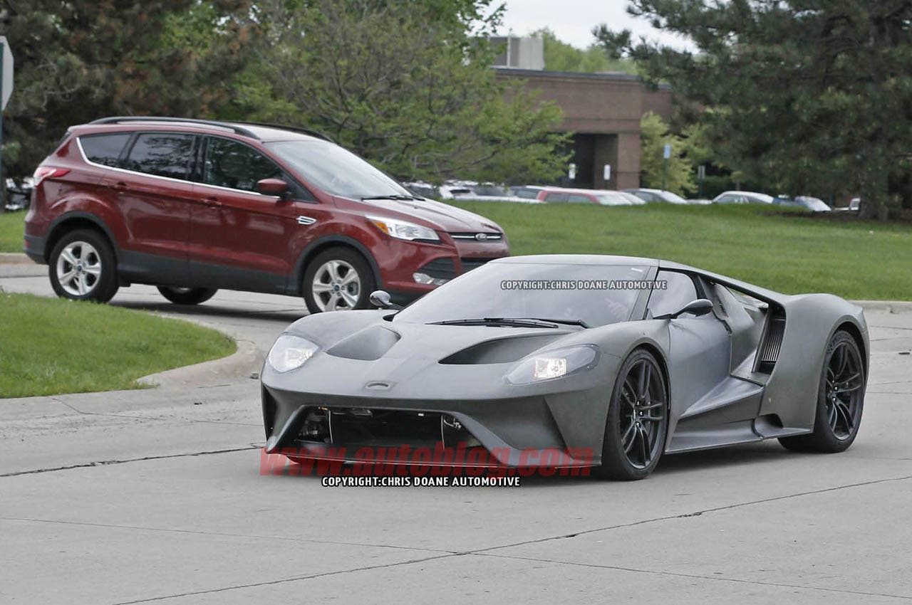2017 Ford GT on street escape