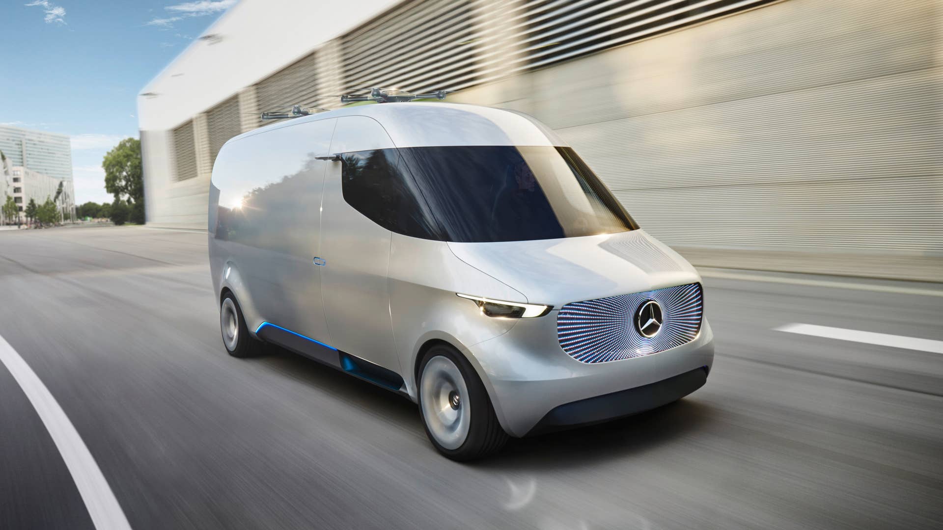 Mercedes-Benz Vision Van front right 3/4 2