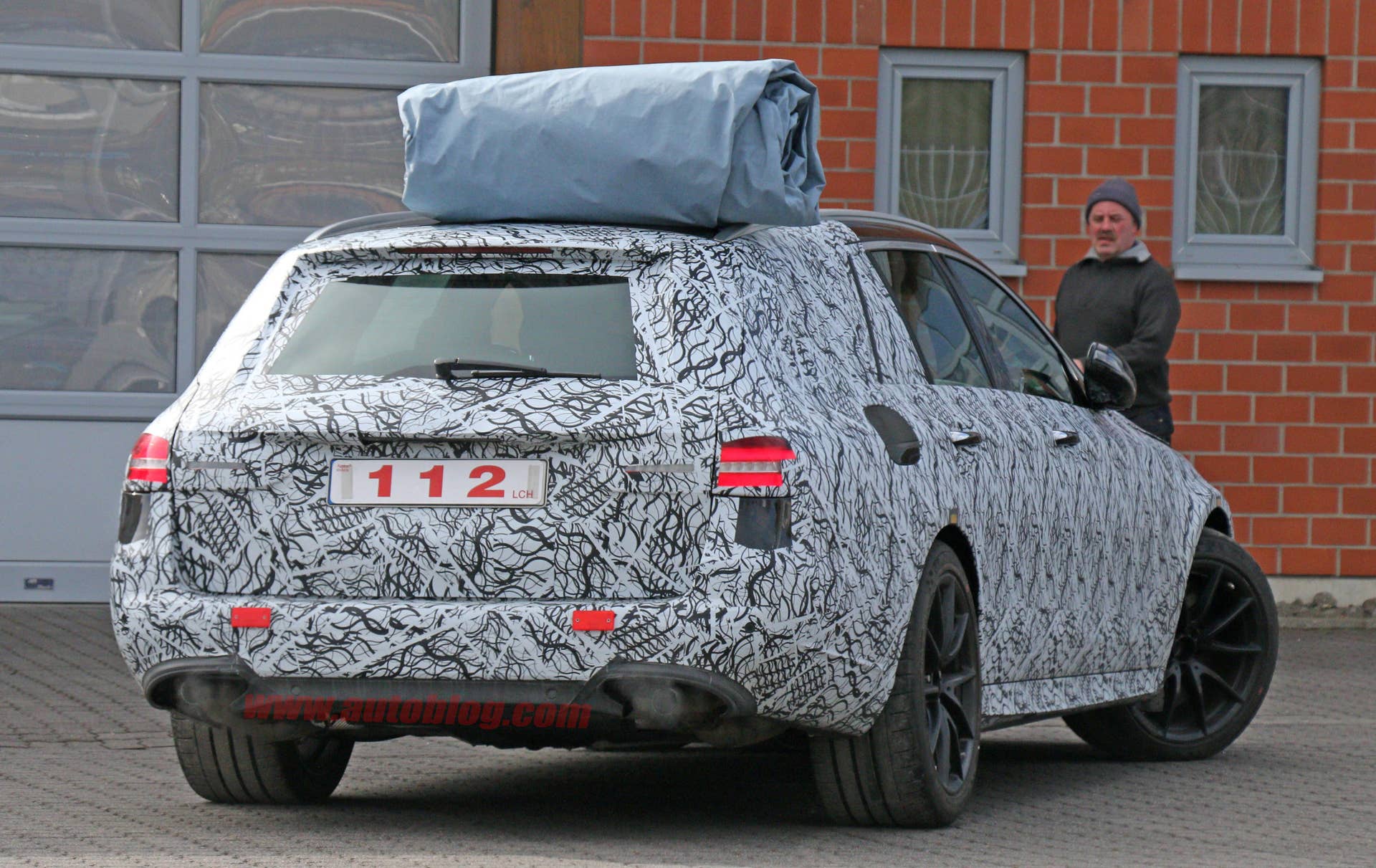 2017 Mercedes-AMG E63 Estate spied rear 3/4