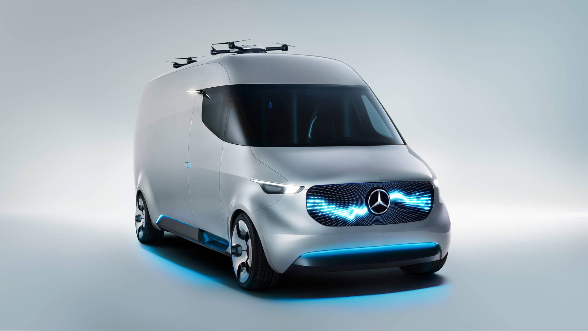 Mercedes-Benz Vision Van front right 3/4 5