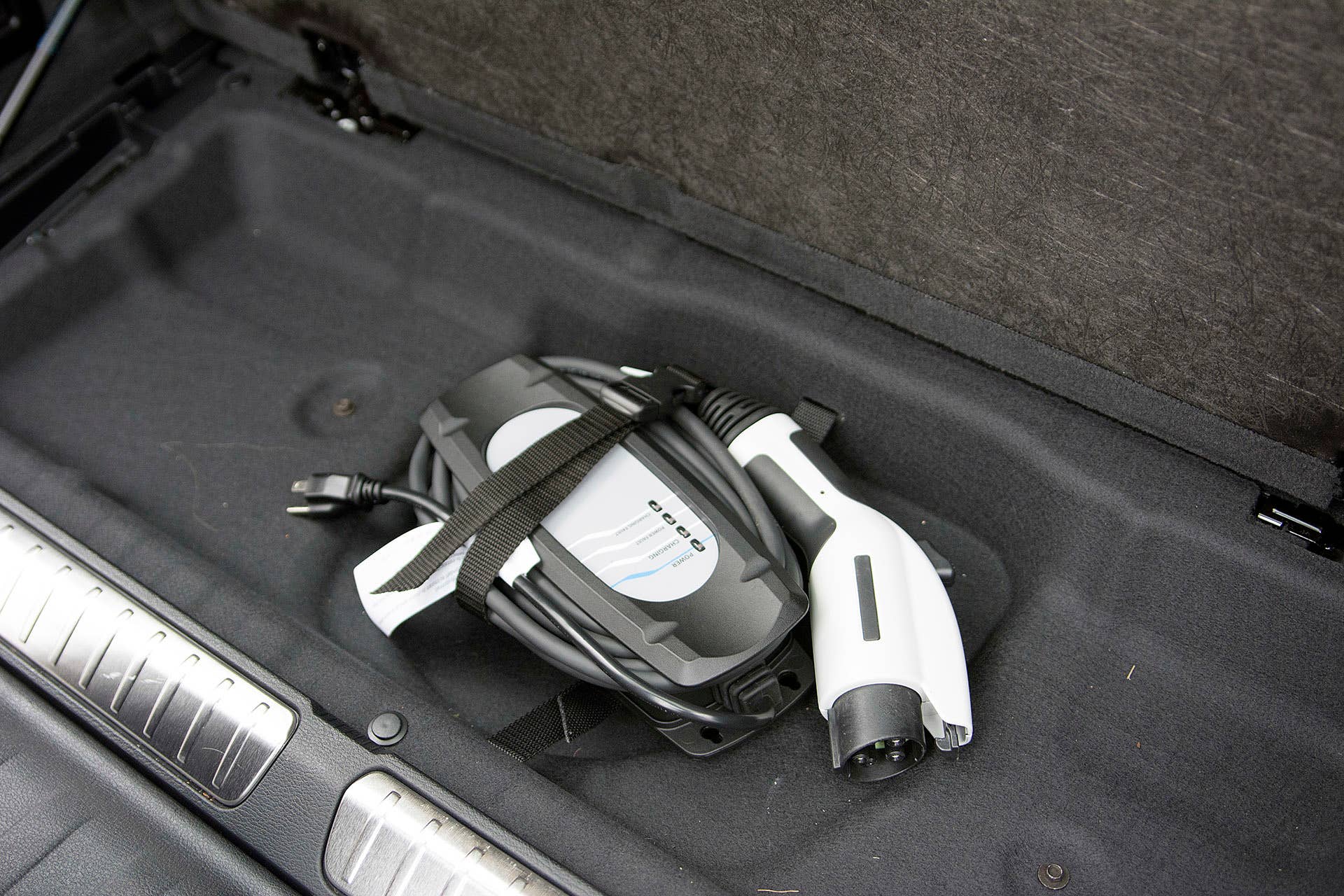 2016 BMW X5 xDrive40e charger