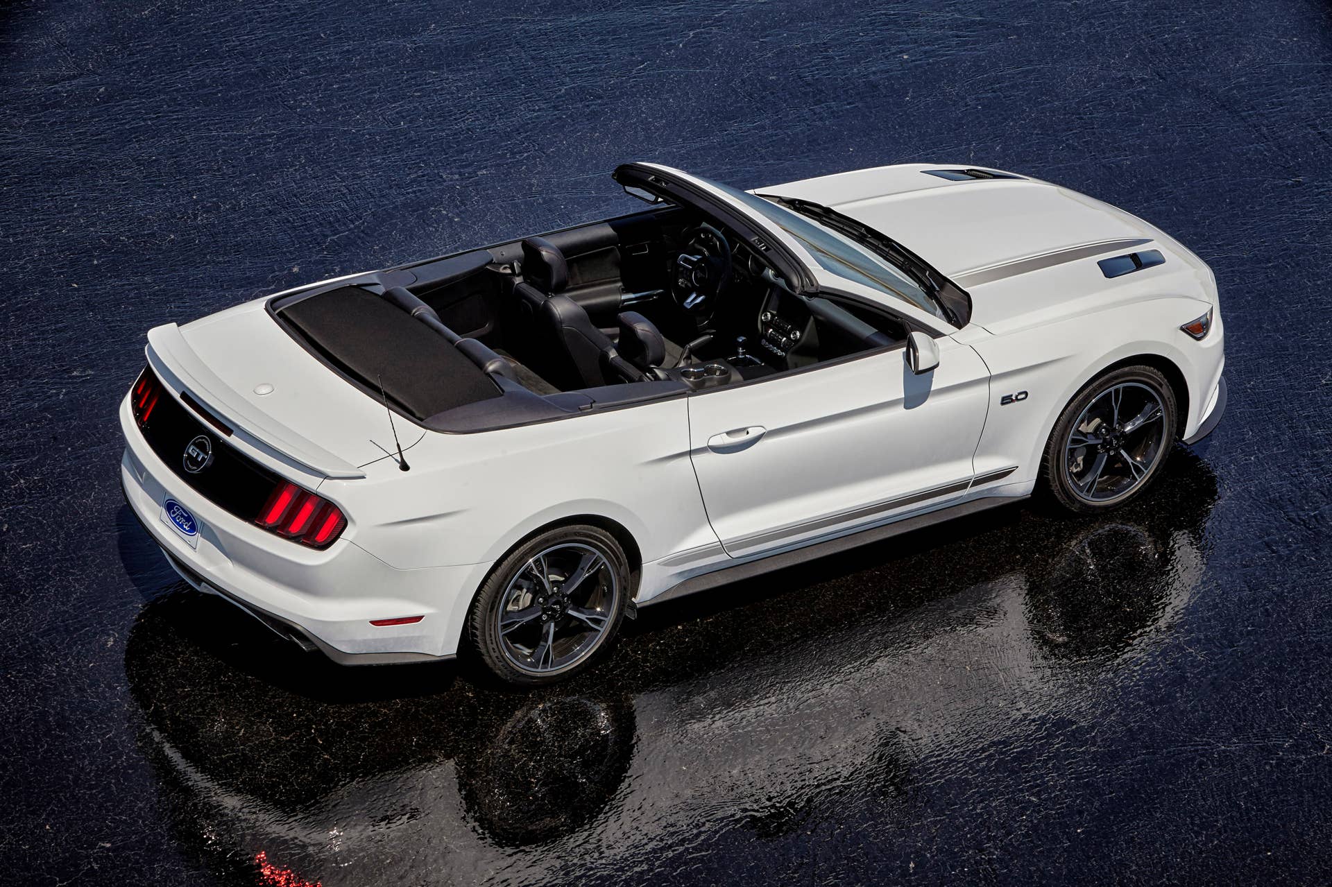 2016 Ford Mustang GT Premium California Special Package convertible rear 3/4