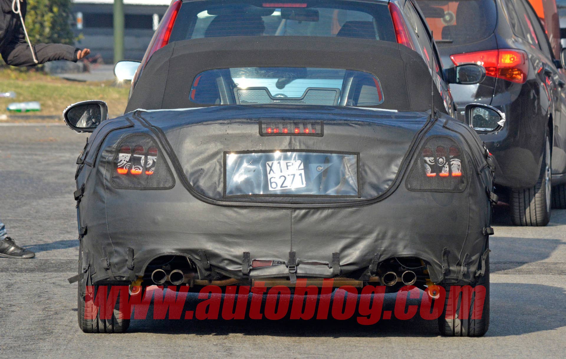 camo rear tailpipes fiat 124 spider abarth