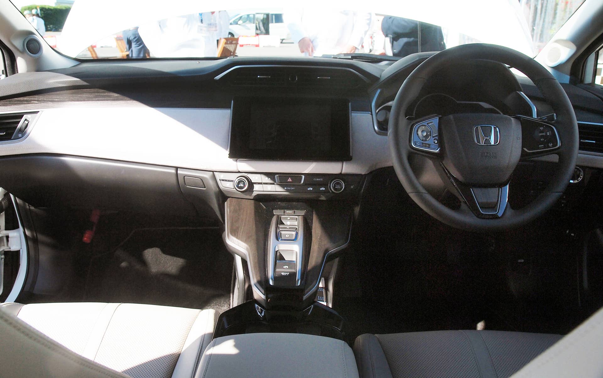 Honda FCEV hydrogen fuel cell electric vehicle interior