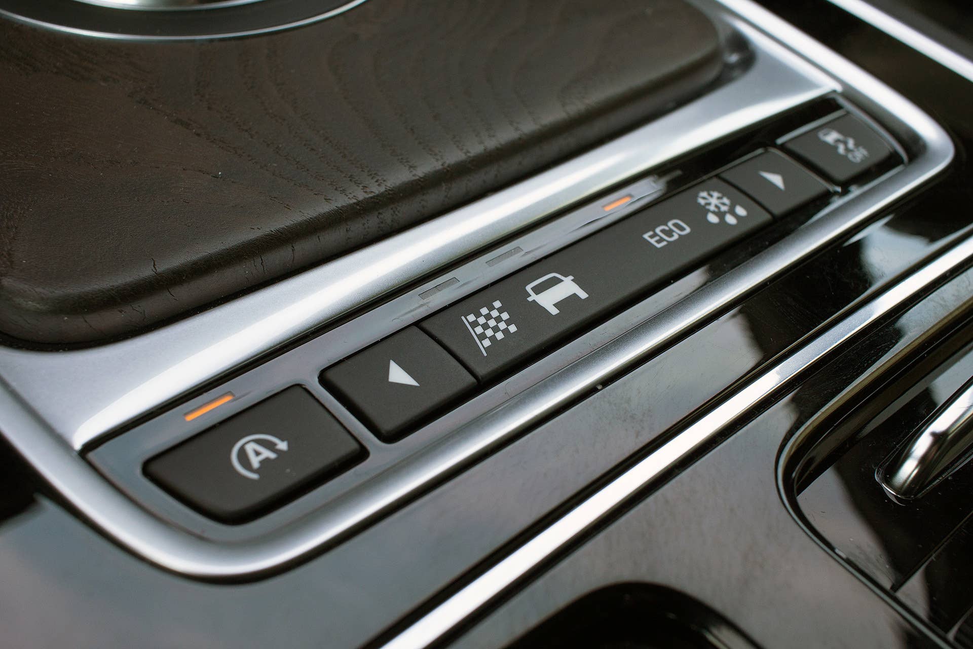 2016 Jaguar XF drive mode settings
