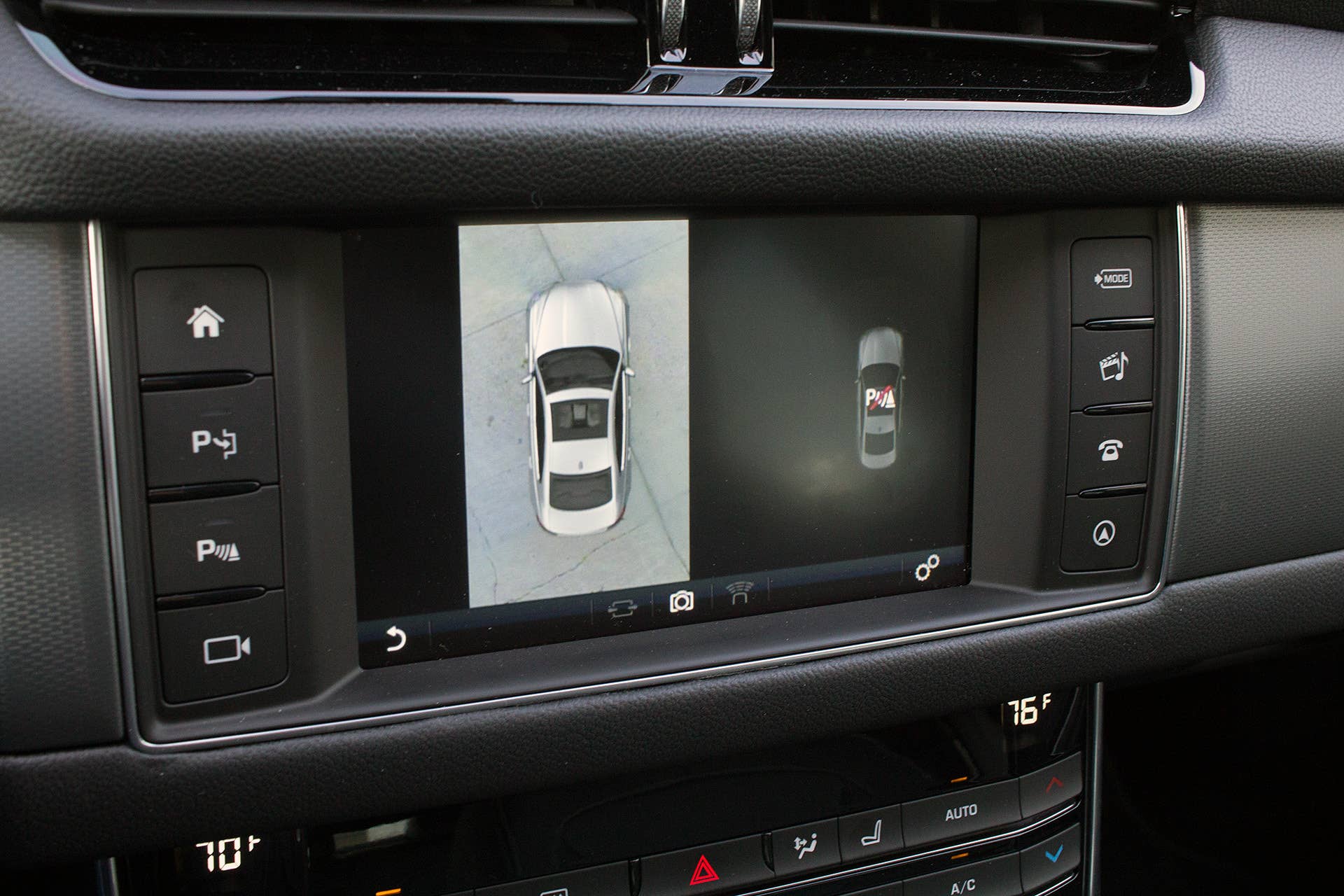 2016 Jaguar XF surround view camera