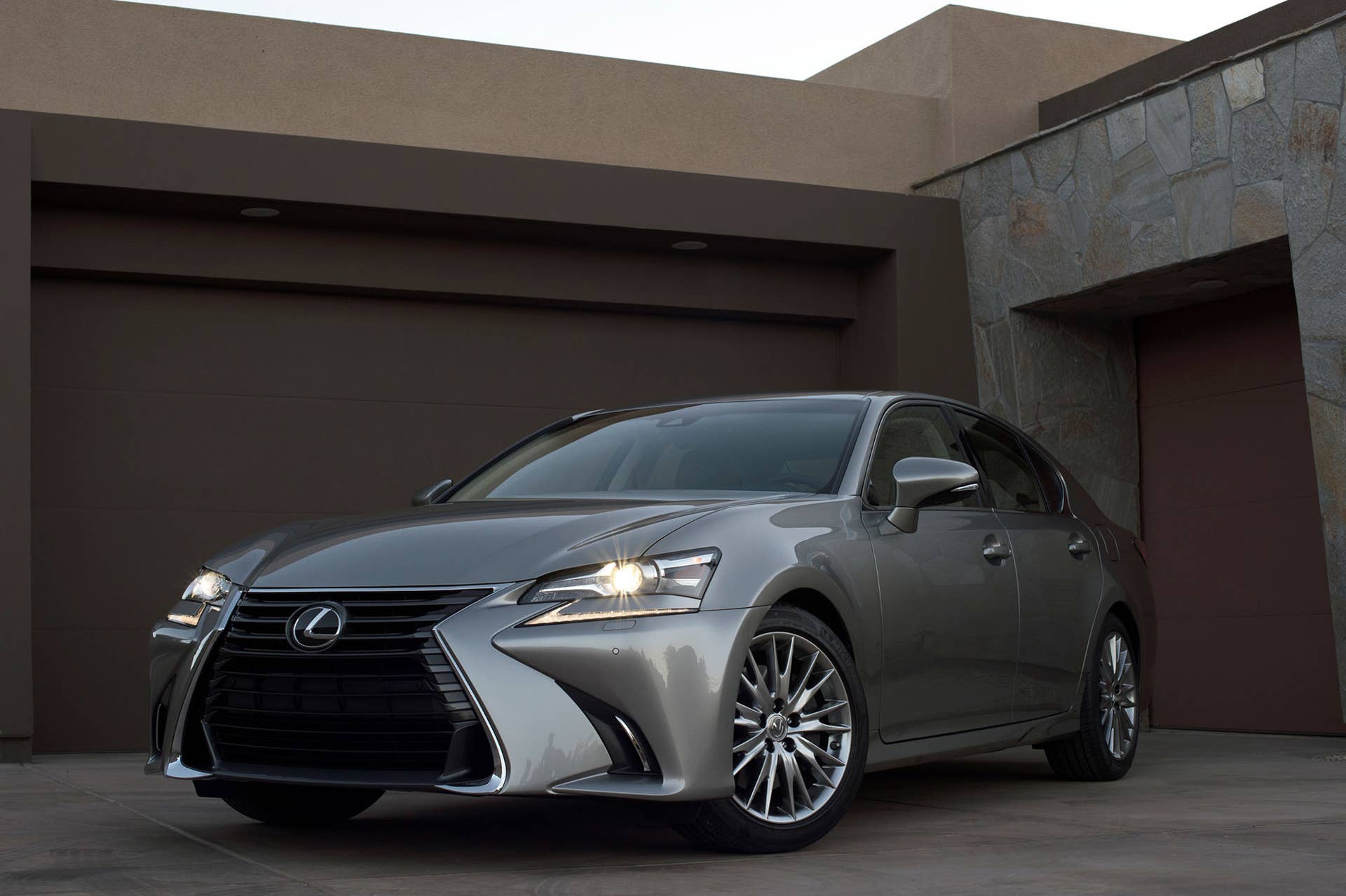 2016 Lexus GS 200t