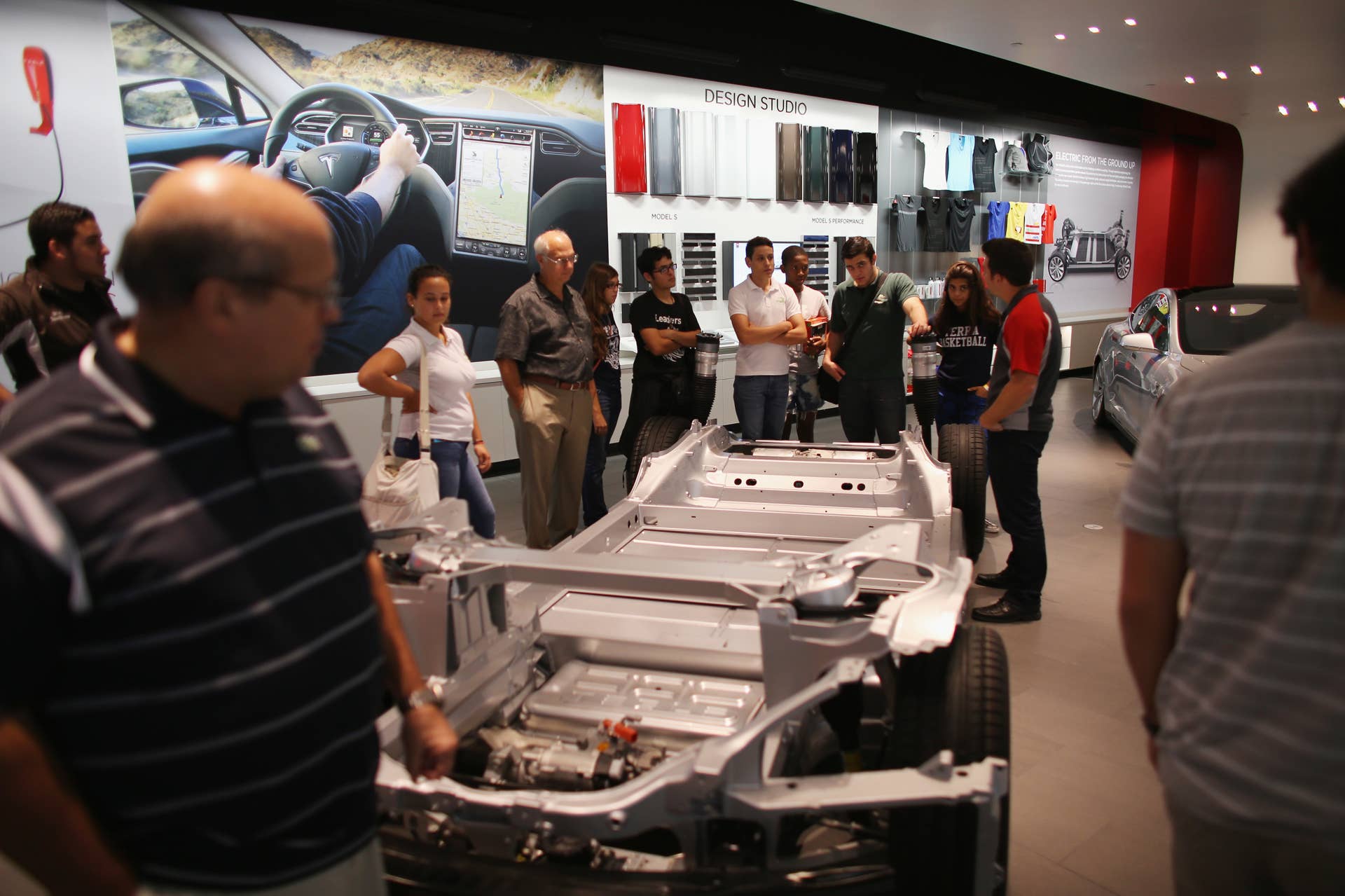 Electric Car Maker Tesla Opens Store In Miami Mall