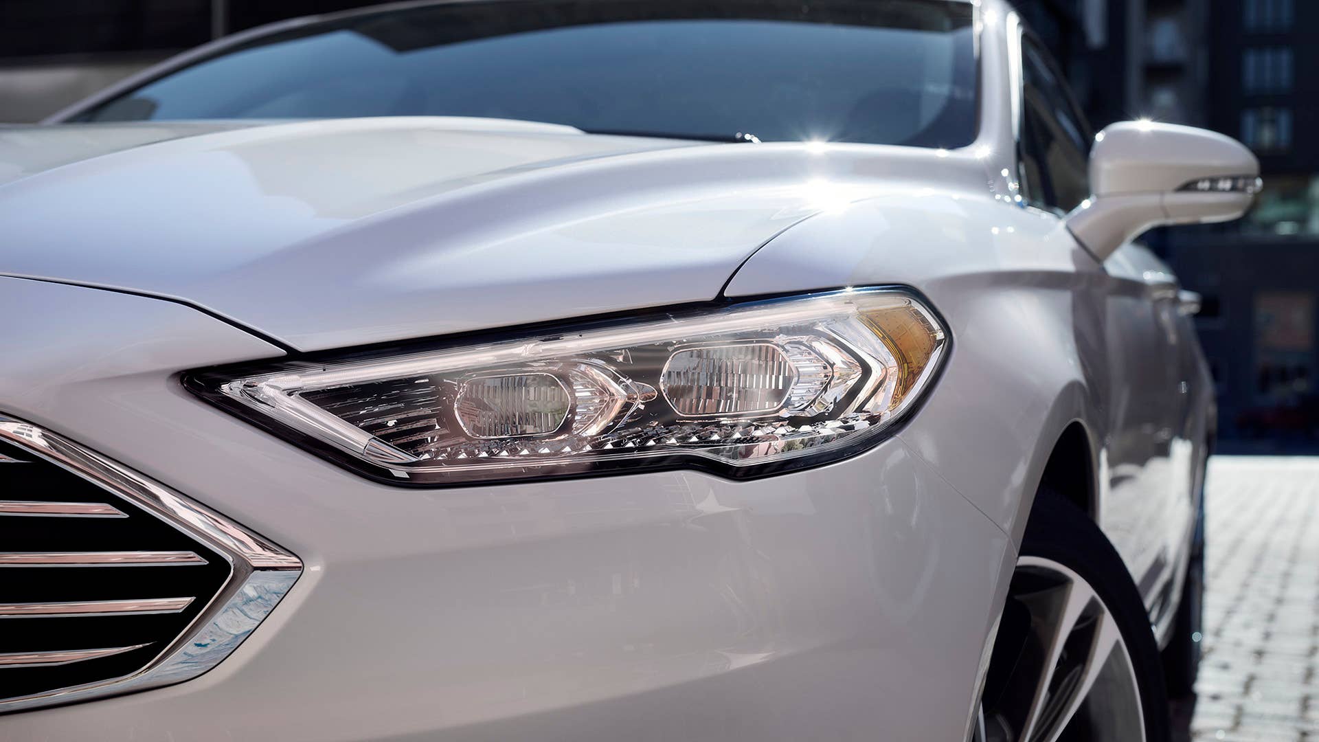 2017 Ford Fusion headlight
