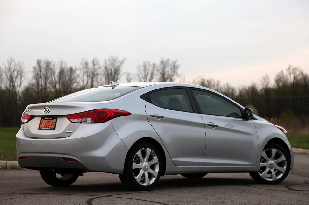 2011 Hyundai Elantra rear 3/4 view