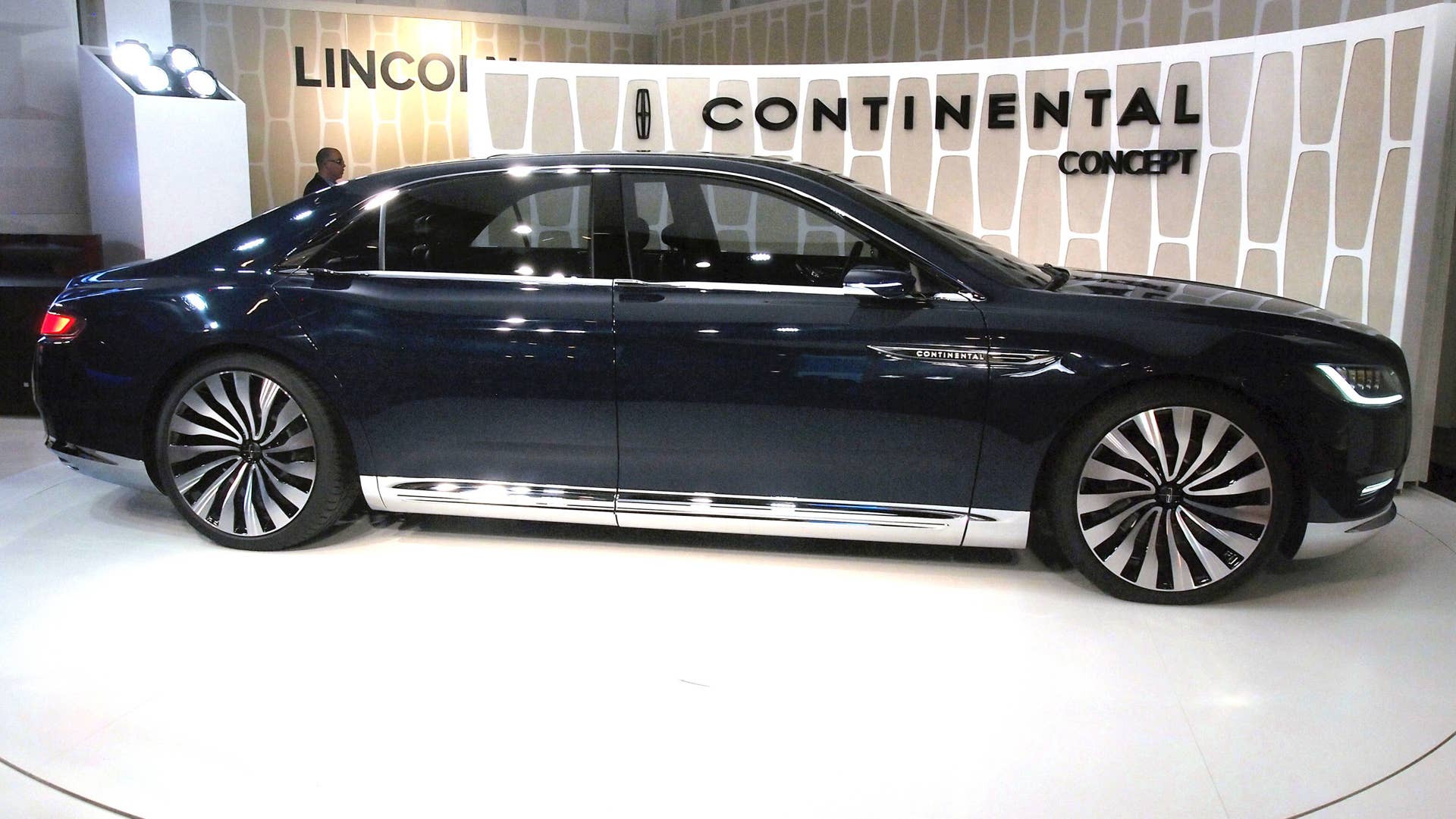 Lincoln Continental Concept side view