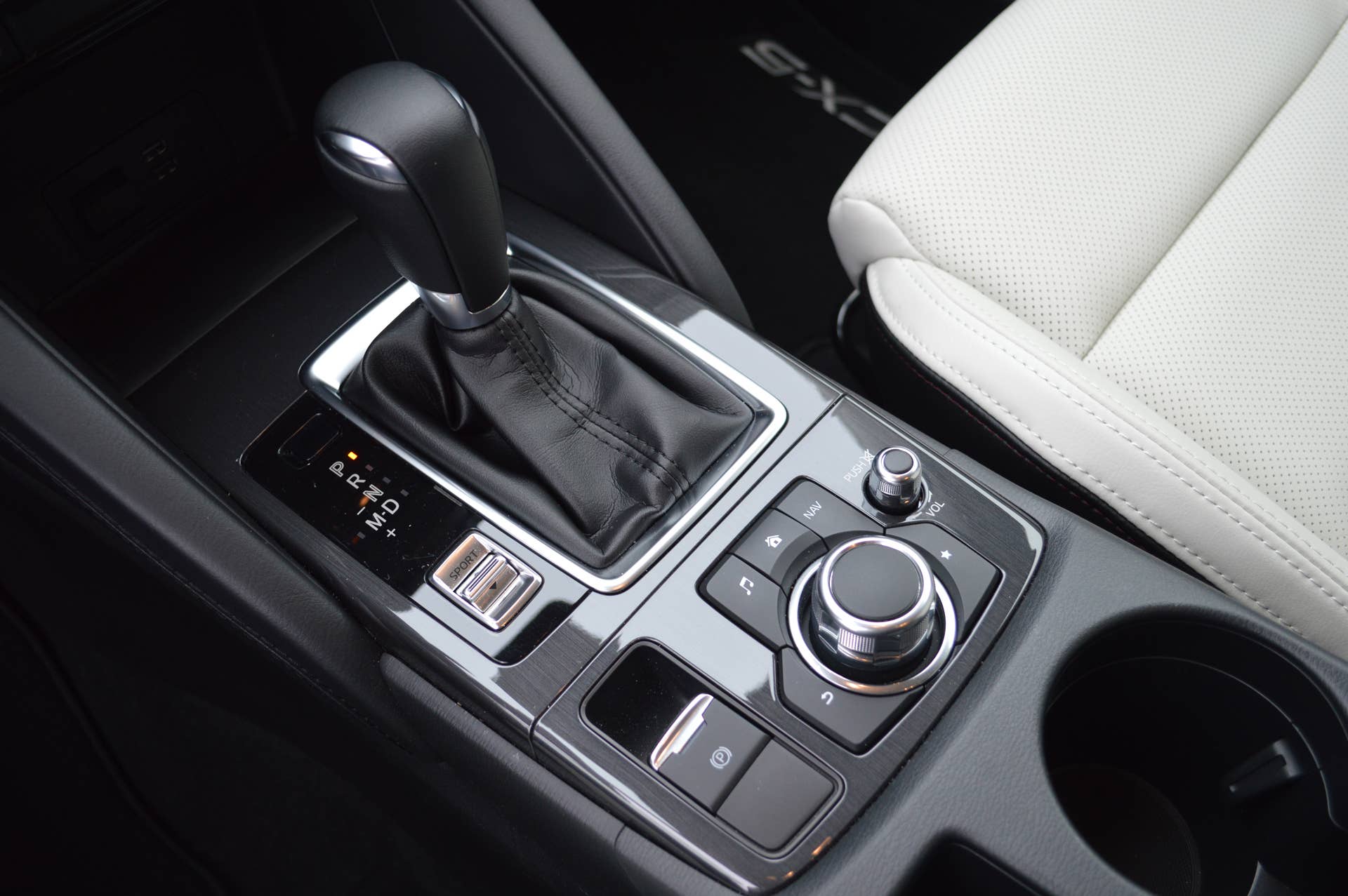 2016 Mazda CX-5 interior shifter
