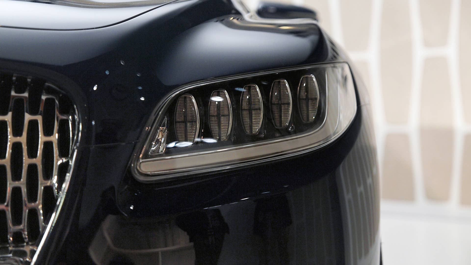 Lincoln Continental Concept front headlight