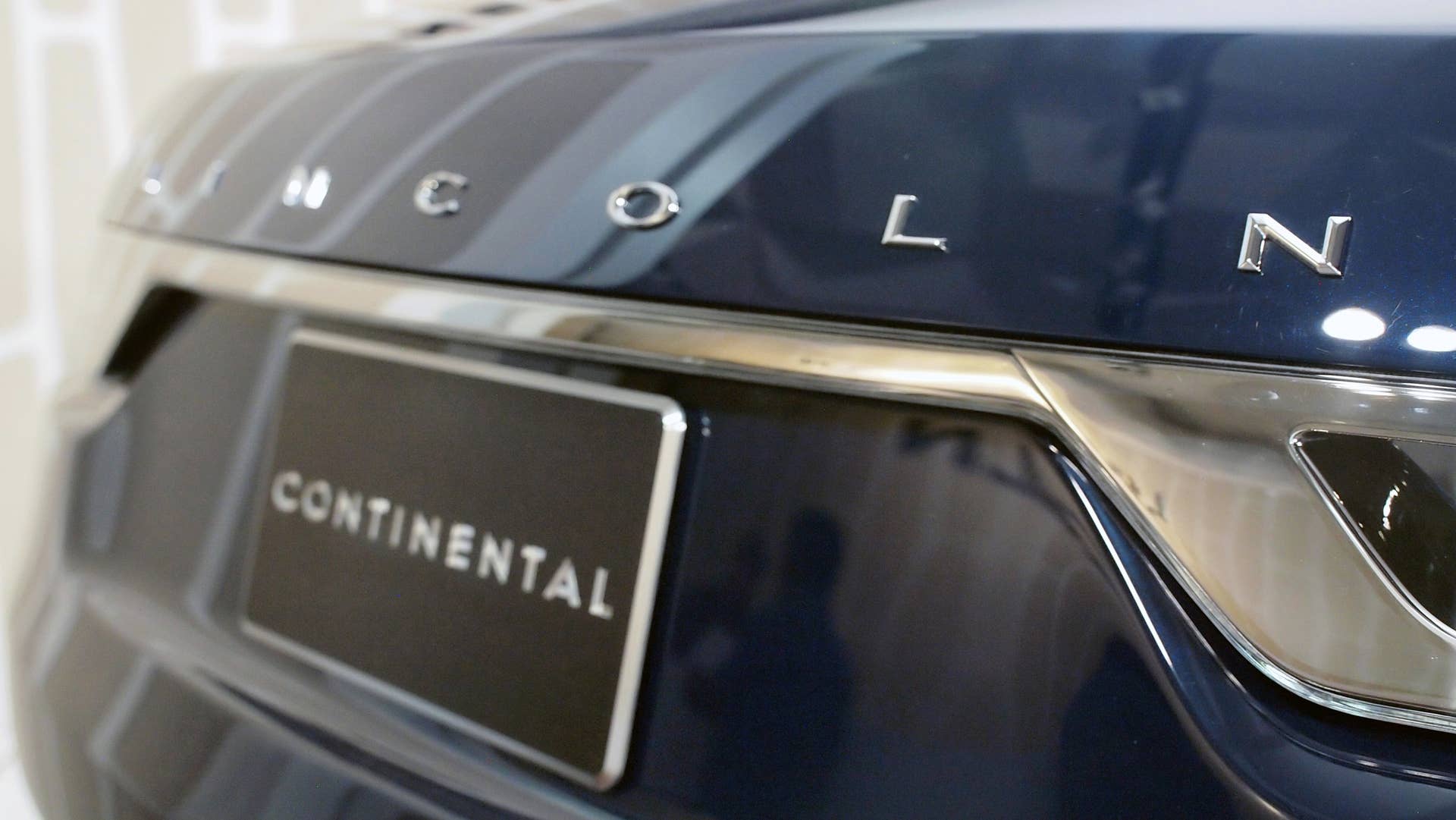 Lincoln Continental Concept rear end