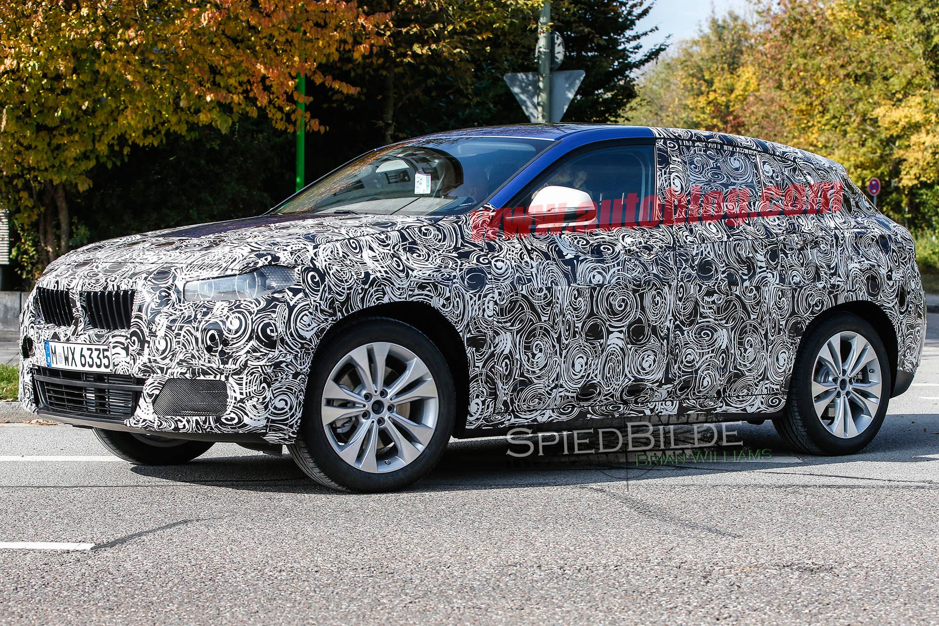 compact cuv crossover x2 bmw spy photo spied