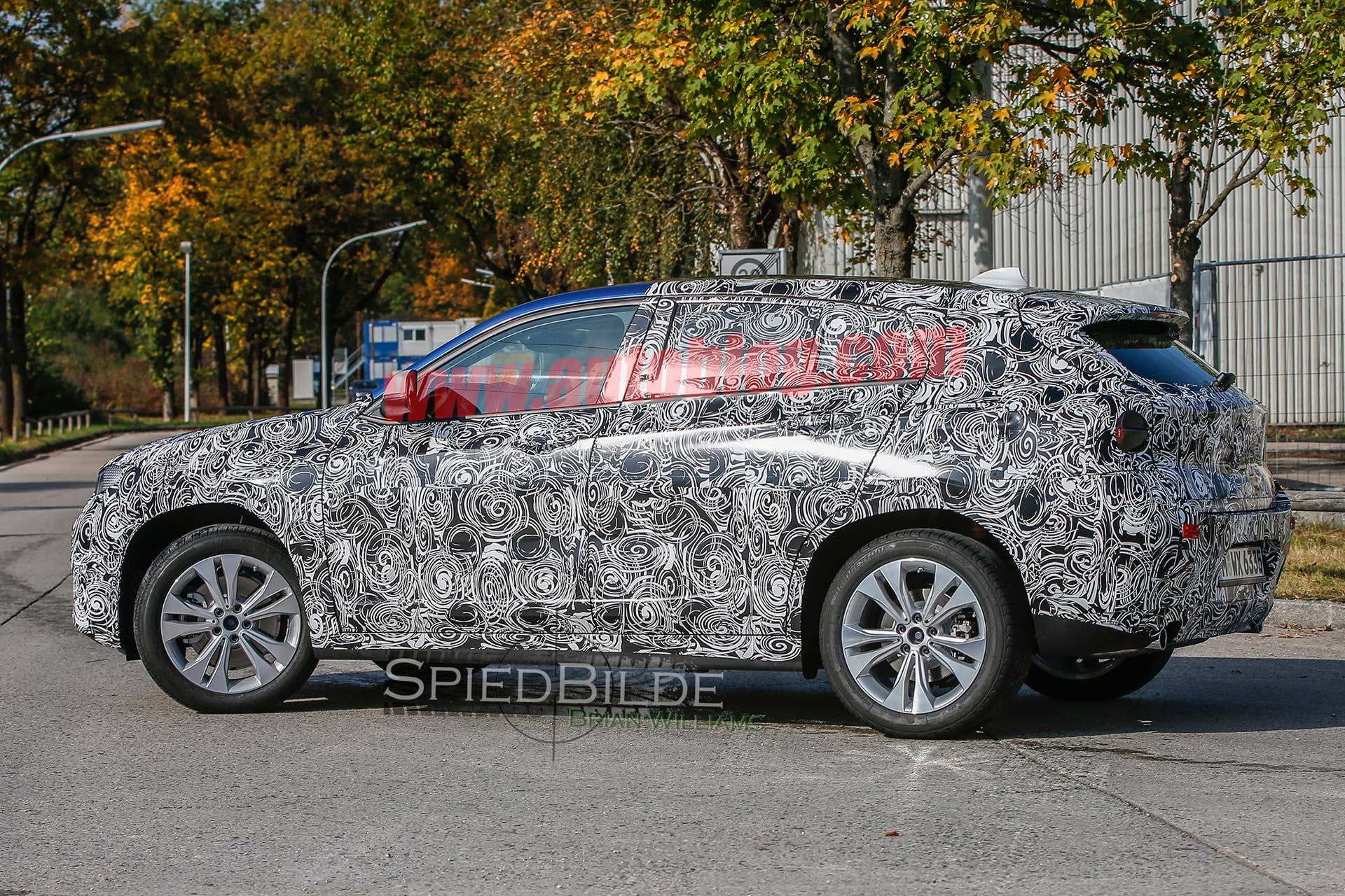 spy photo rear crossover x2 bmw spied