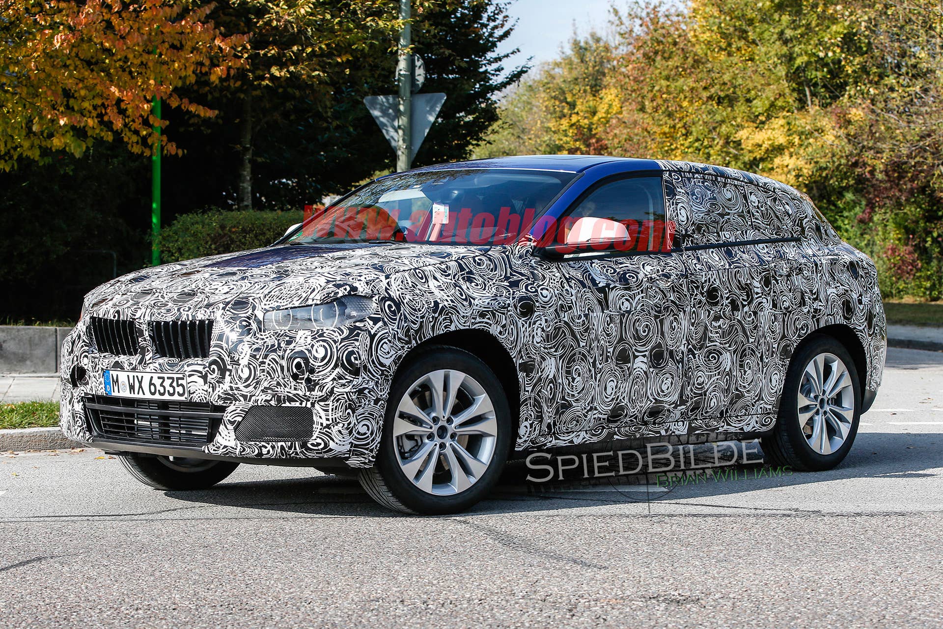 bmw spy shot crossover cuv x2 camo compact