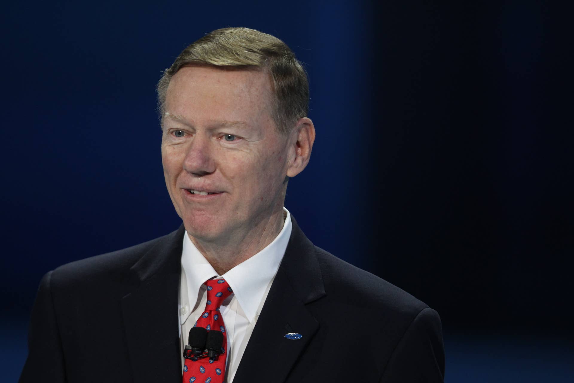 Alan Mulally, President and CEO of Ford Motor Company speaks at the 2014 North American International Auto Show in Detroit, Michigan, January 13, 2014. AFP PHOTO/Geoff Robins (Photo credit should read GEOFF ROBINS/AFP/Getty Images)