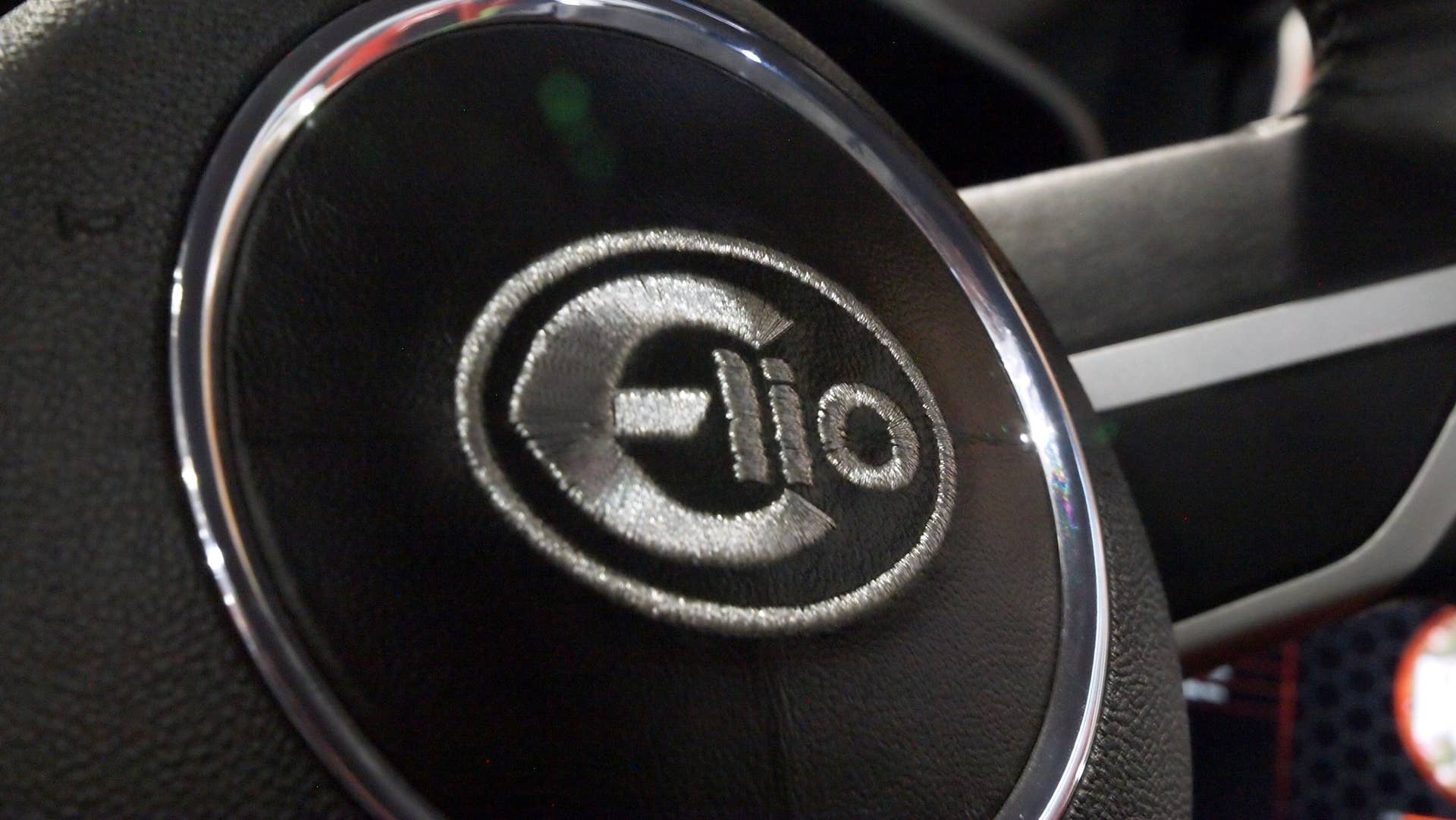 Elio Motors orange trike steering wheel