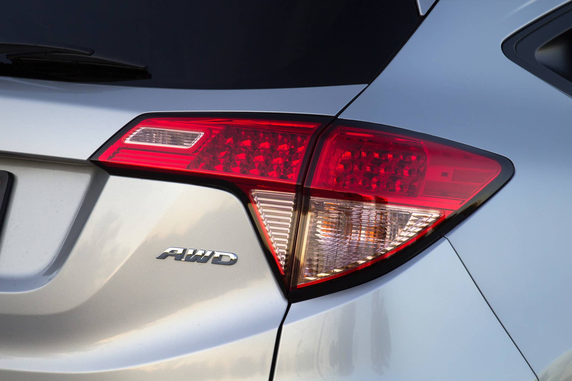 2016 Honda HR-V taillight