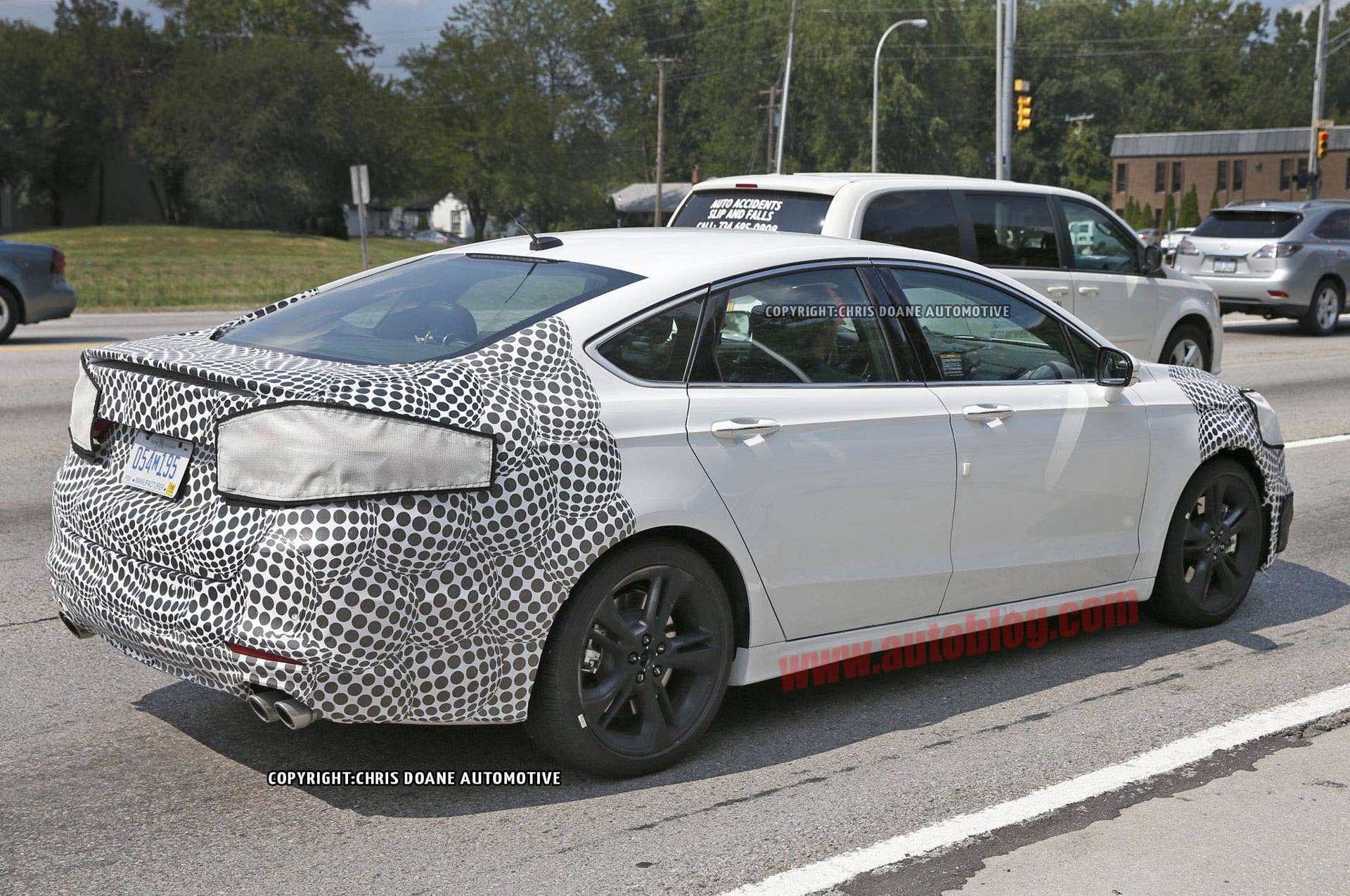2016 Ford Fusion ST spied rear 3/4